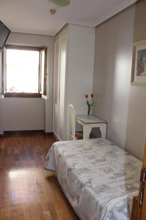 Pensión Lagunak Zarautz Exterior foto